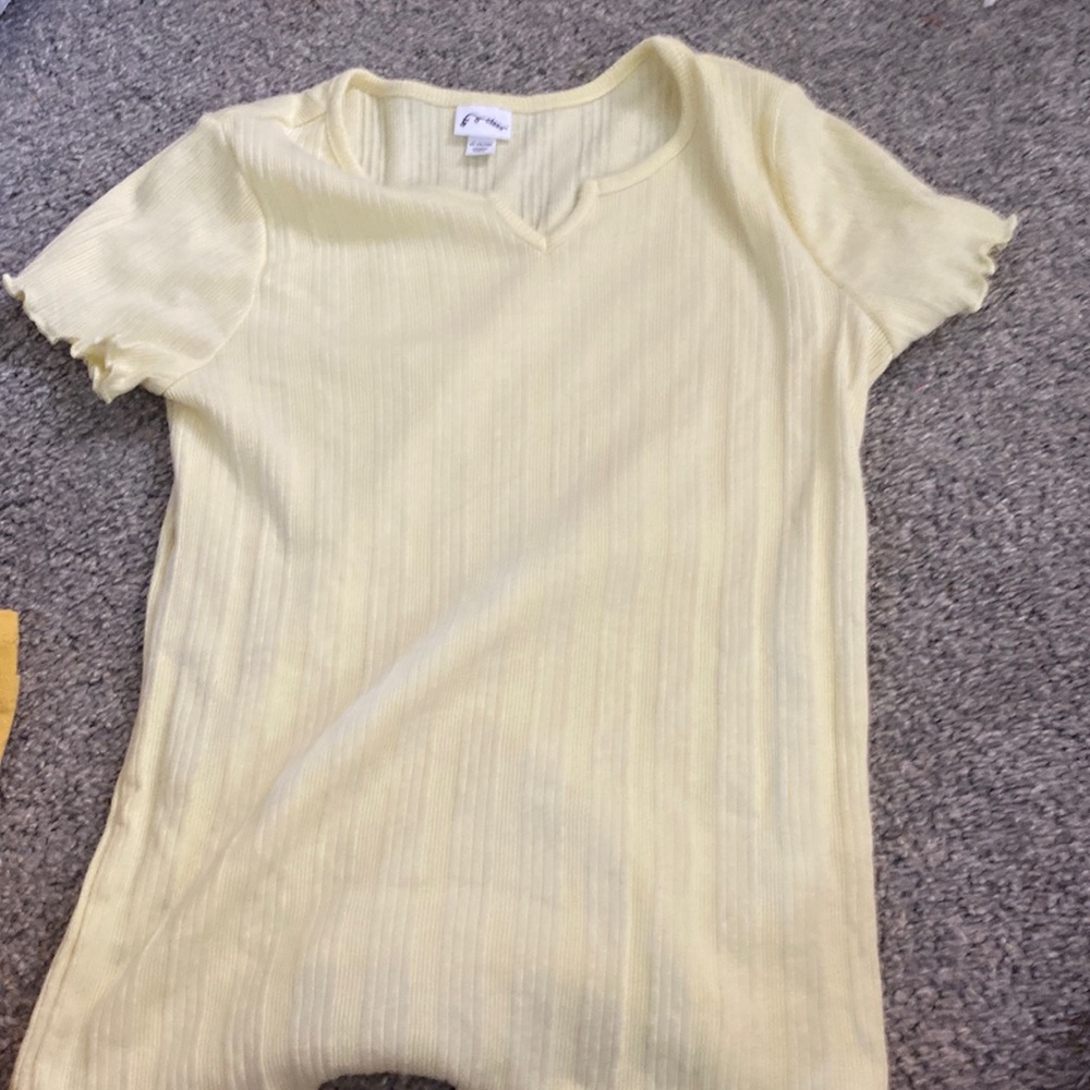 art class yellow top